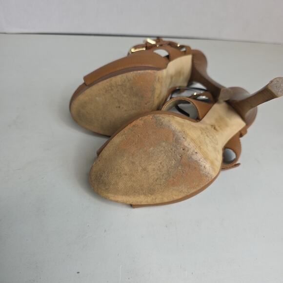 Michael Kors Mackenzie 5" Heels Gold Brown Leather Strap 7 M Big Logo Peep Toe - Picture 12 of 12